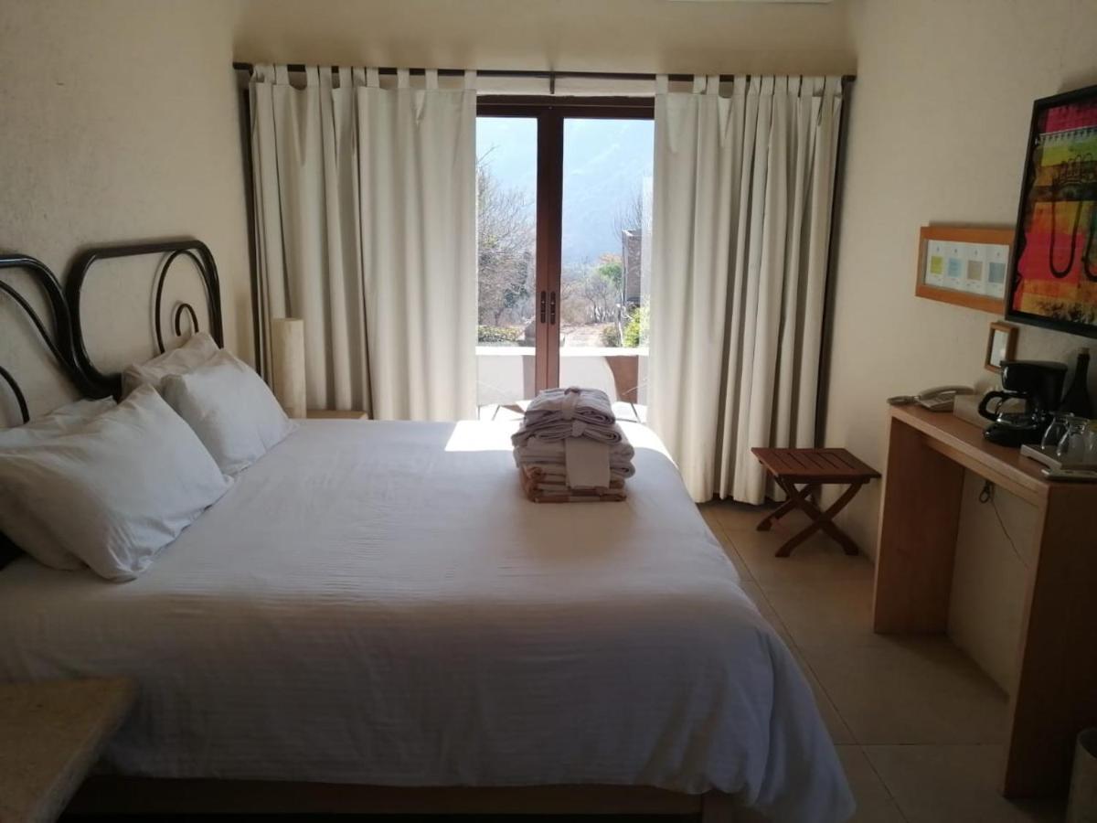 Hostal De La Luz - Spa Holistic Resort تيبوزتلان المظهر الخارجي الصورة